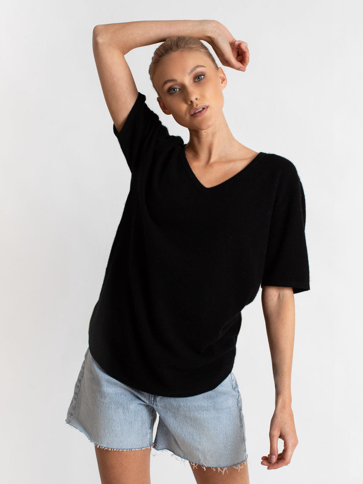 Cashmere T-shirt "Iben". 100% cashmere from Kashmina. Norwegian design