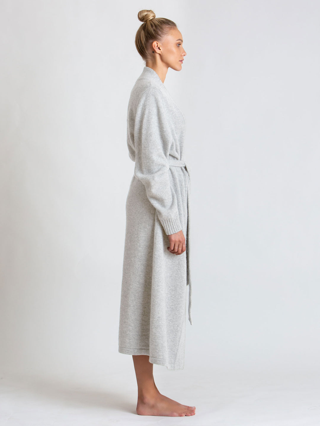 cashmere robe from kashmina, 100% pure cashmere wool, comfort, light grey