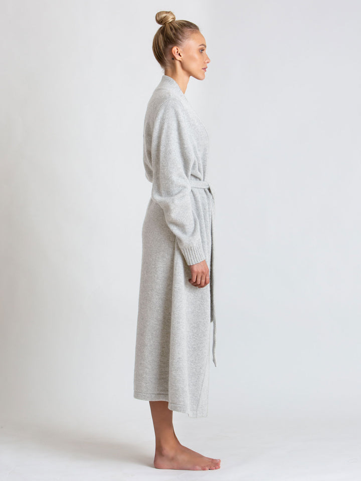 cashmere robe from kashmina, 100% pure cashmere wool, comfort, light grey